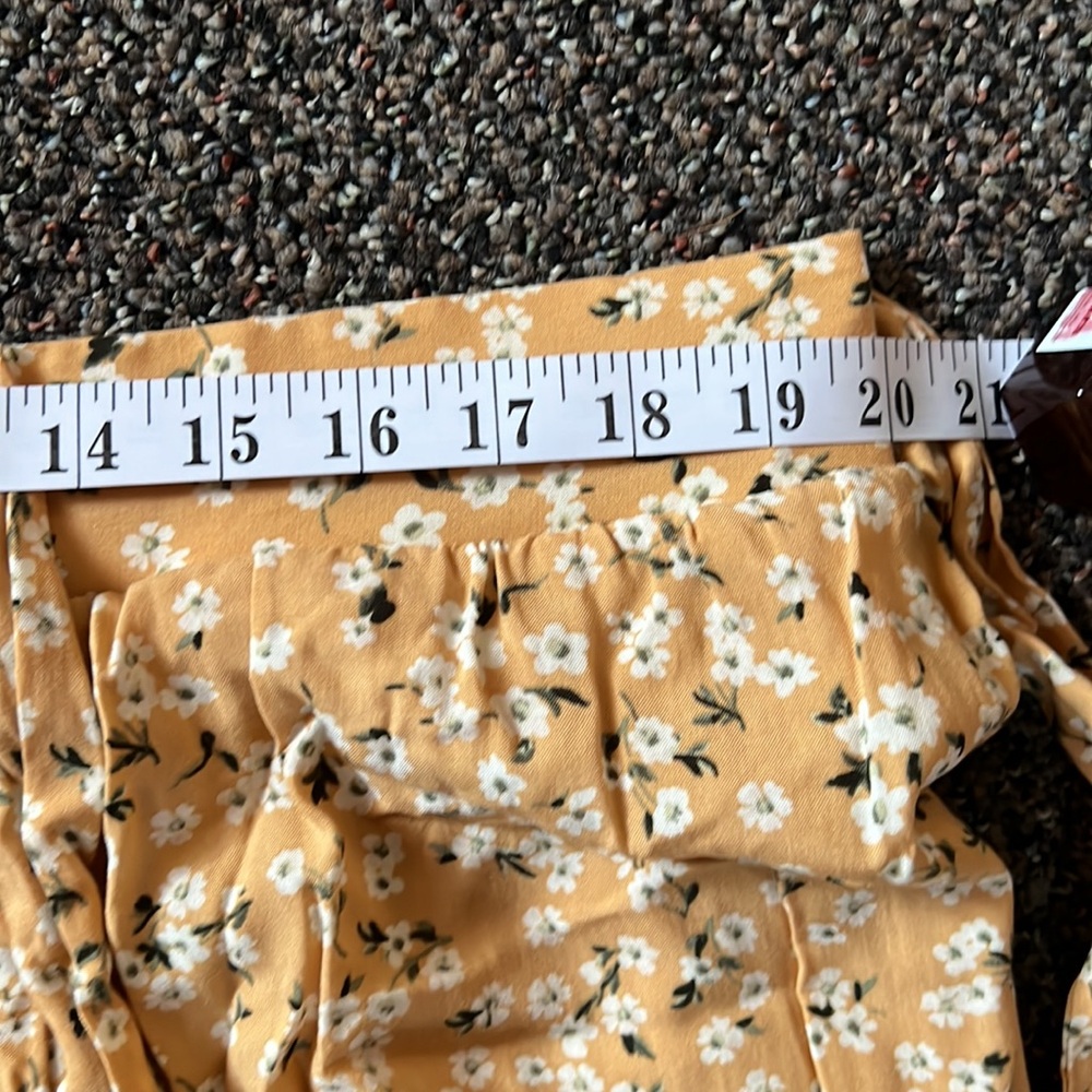 Torrid Retro Chic Swing Skirt - Floral Yellow - Picture 9 of 12